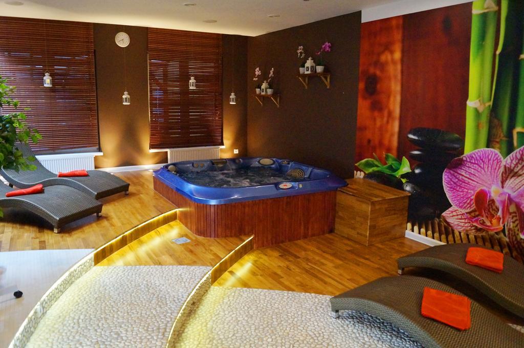 Hotel Zefir SPA Polańczyk Exterior foto